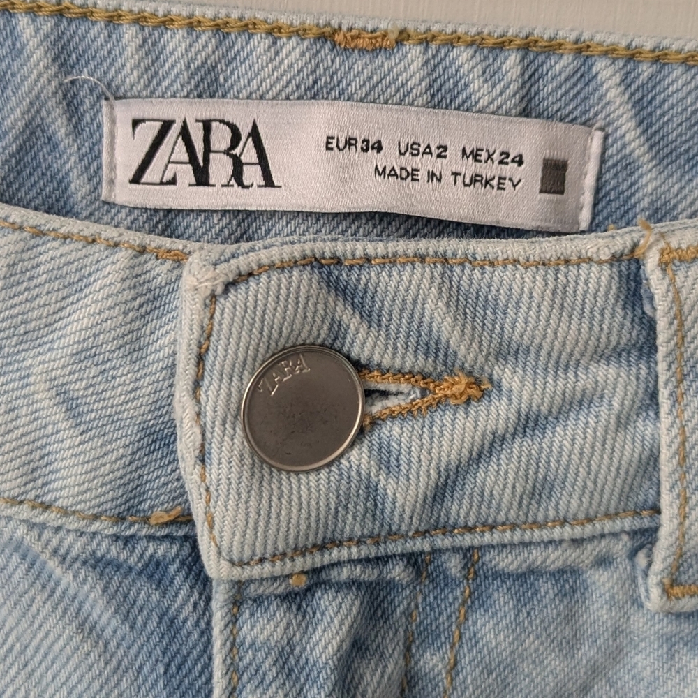Zara High Waist High Rise Light Wash 100% Cotton Raw Hem Wide Leg Jeans Size 2 - Picture 6 of 11